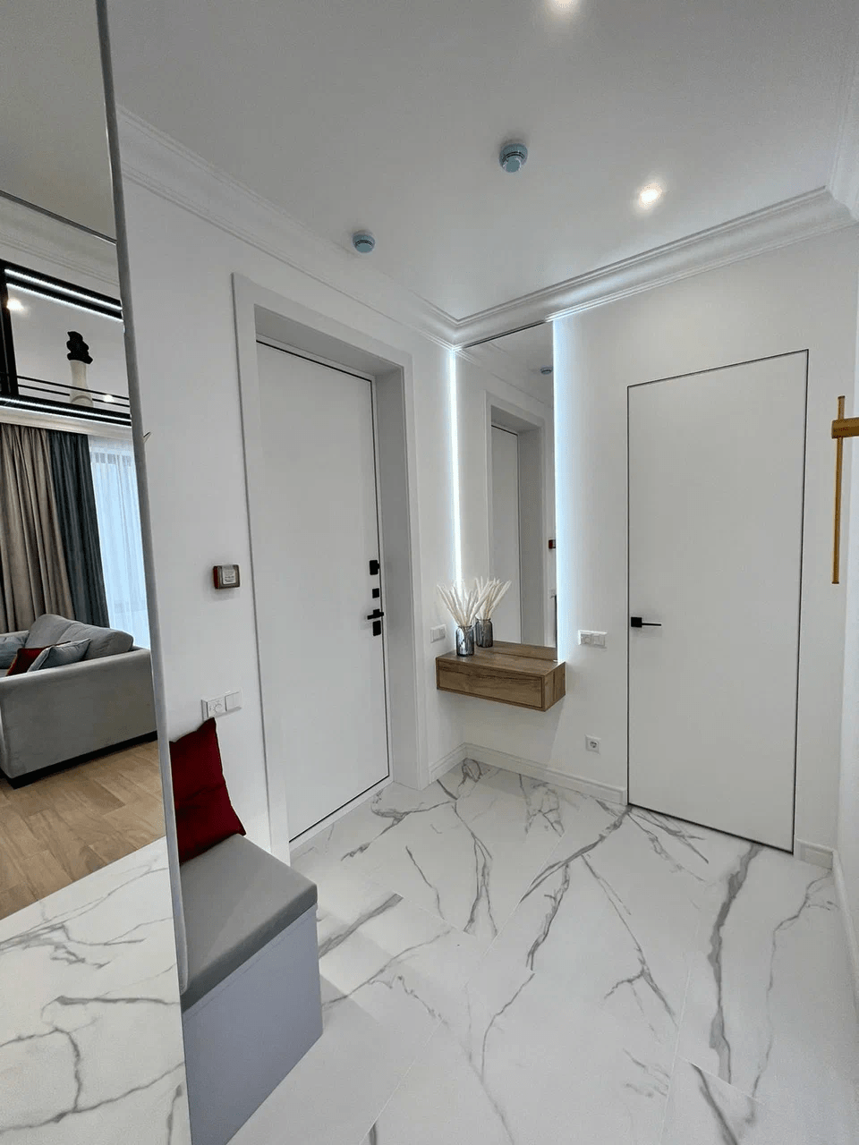 Скрытая межкомнатная дверь